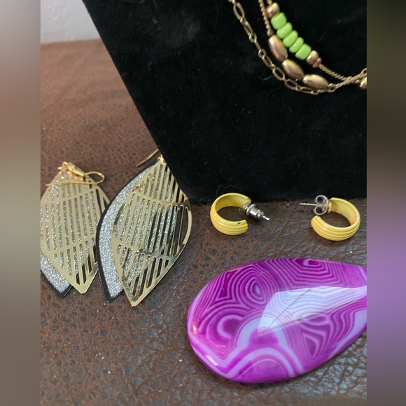 Colorful Women's Jewelry Set - Picture 15 of 15